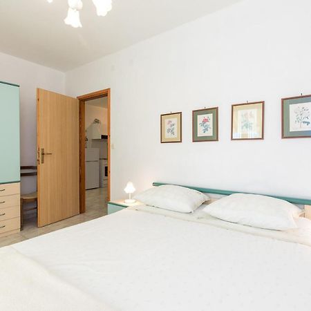 Apartmani Anita Punat Exterior photo